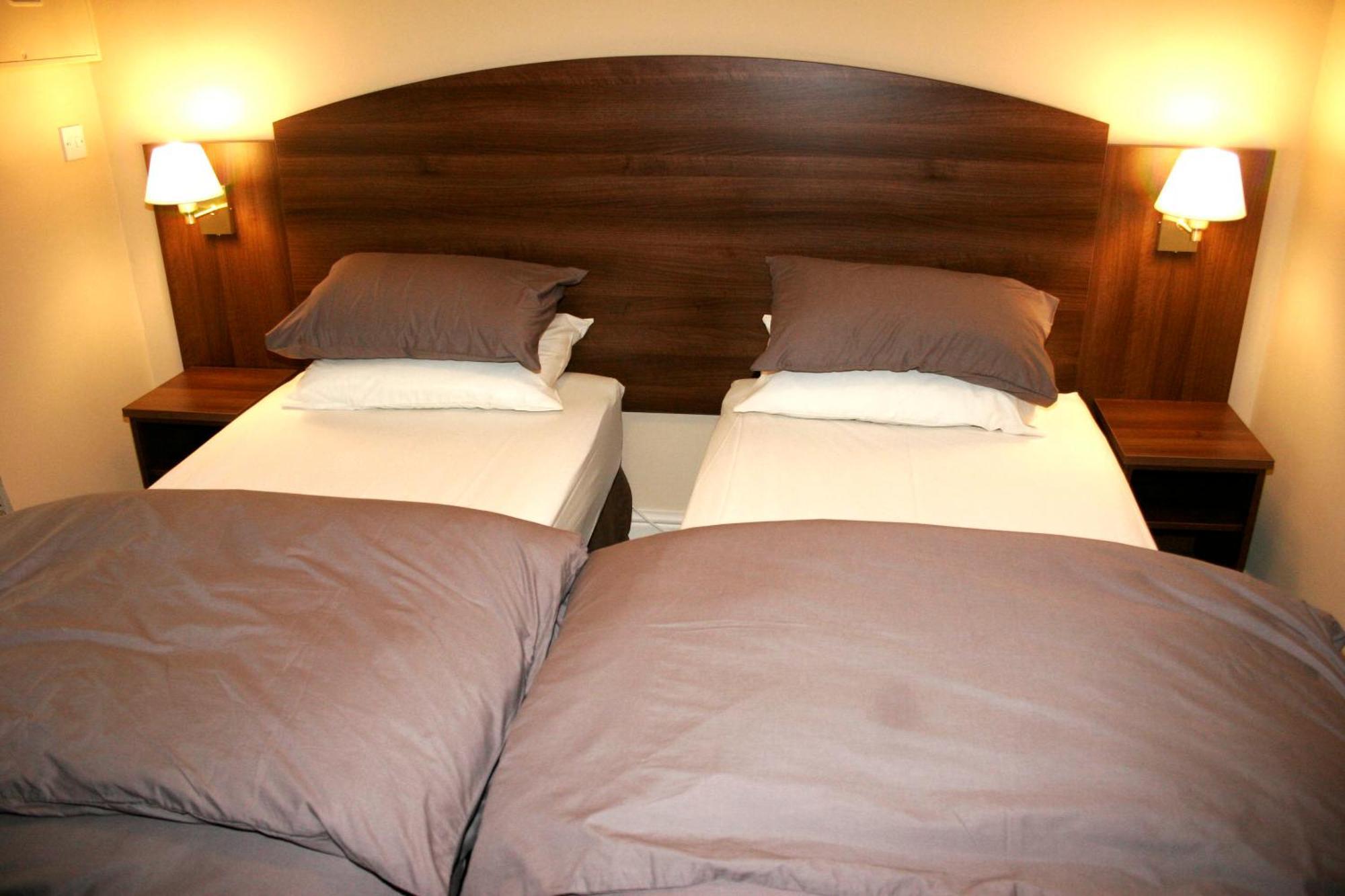 The Railway Tavern Hotel Londra Esterno foto